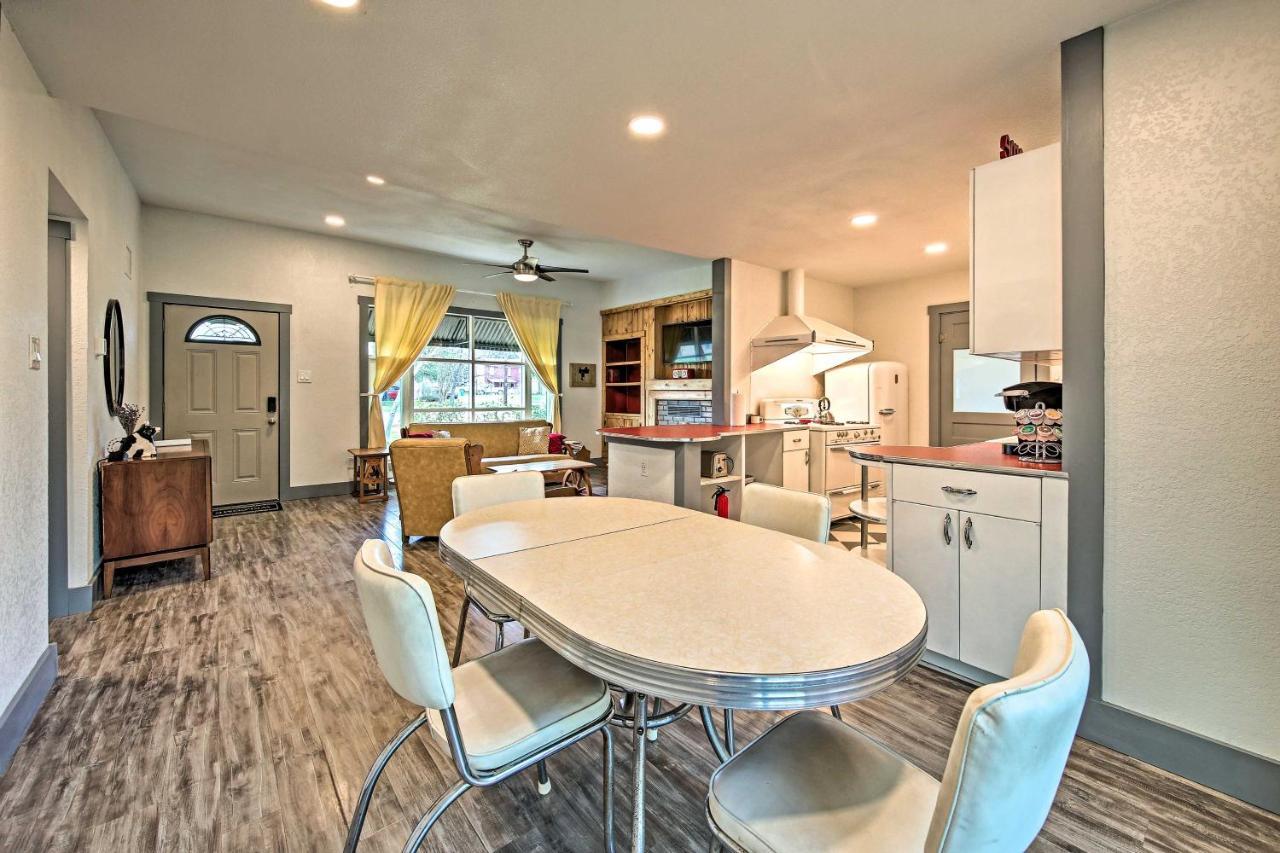 Remodeled Retro Home With Deck, Walk To Main Street! Blanco エクステリア 写真