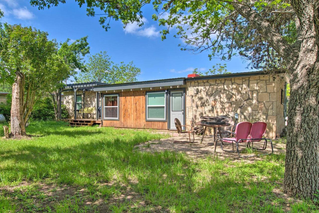 Remodeled Retro Home With Deck, Walk To Main Street! Blanco エクステリア 写真