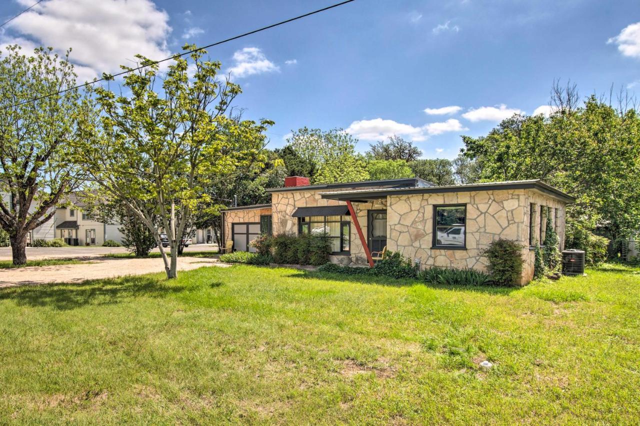 Remodeled Retro Home With Deck, Walk To Main Street! Blanco エクステリア 写真